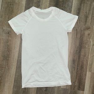 lululemon swiftly tech short sleeve white
